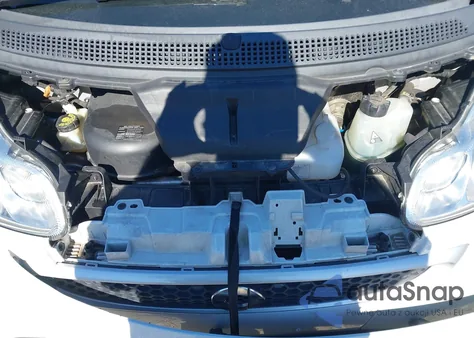 2015 Smart Fortwo Passion/Pure из США, поврежденный, VIN WMEEJ3BA8FK808251